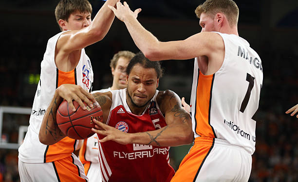 也包含了职 也包含了职